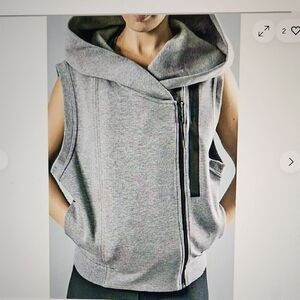 Nike Light Gray Sleeveless Vest